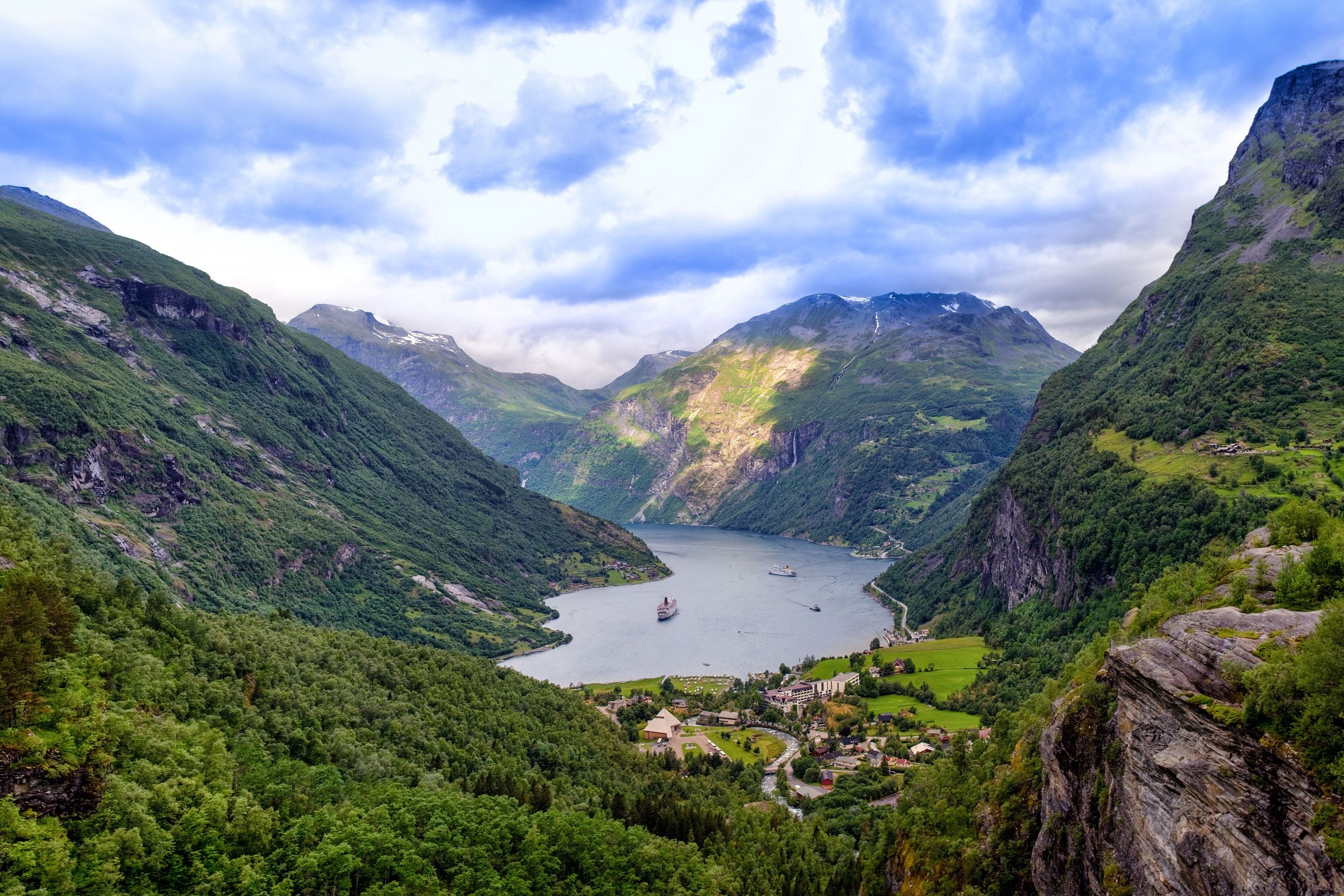 Crucero por los Fiordos Noruegos